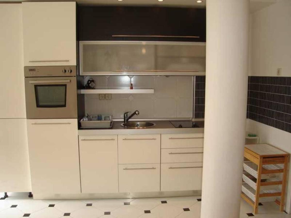 Apartment Jela Selce Buitenkant foto